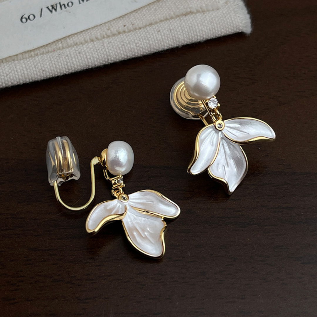【予約販売|10/30(木)〜発送】3天然淡水パール&花びらモチーフ イヤリング【ノンホール(スプリングタイプ)】