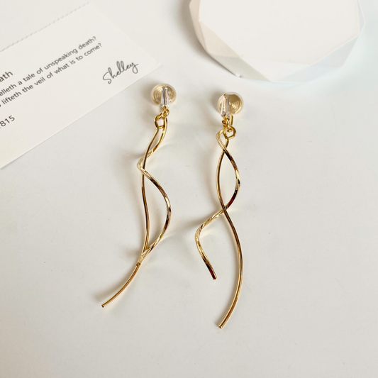 ダブルウェーブライン ロングイヤリング【ノンホール(フラットタイプ)】