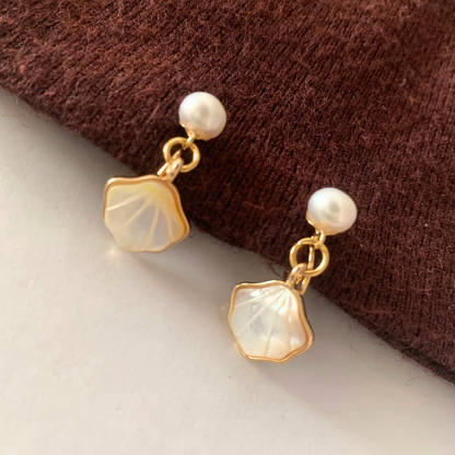 【新作｜12/3(月)〜】パール&シェルドロップイヤリング【ノンホール（フラットタイプ）】