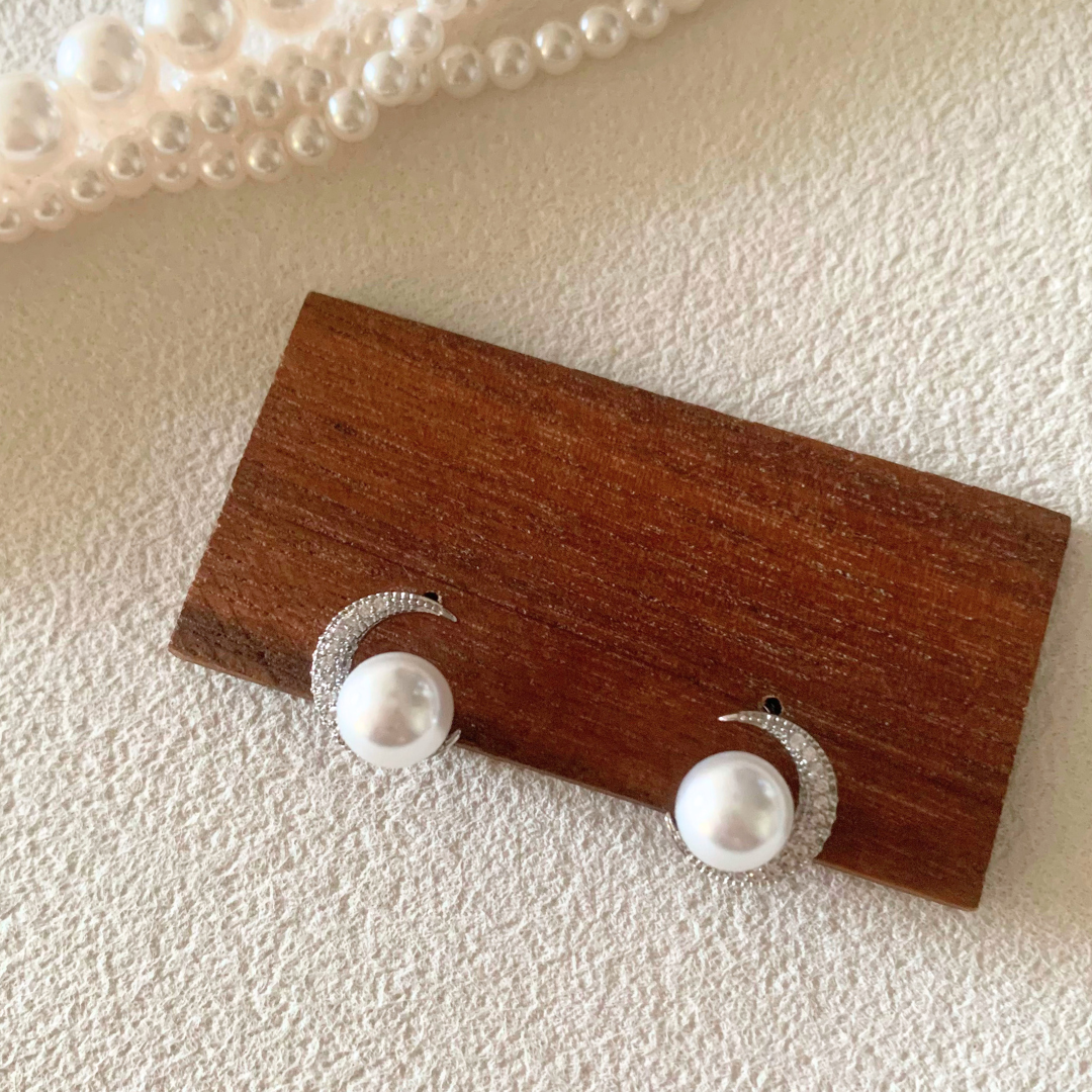 ムーン×パール イヤリング【ノンホール（フラットタイプ）】