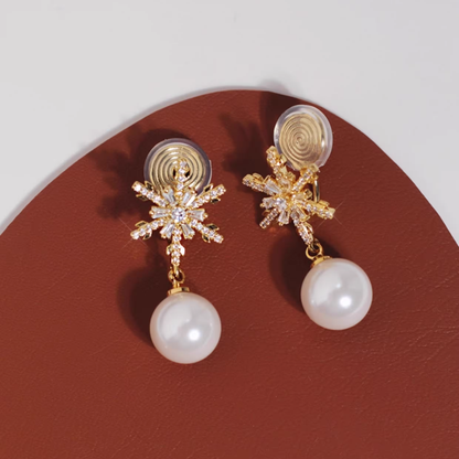 【新作｜12/14(日)〜】雪の結晶パールイヤリング【ノンホール（フラットタイプ）】