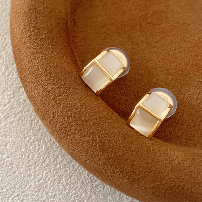 ニュアンススクエアイヤリング【ノンホール（フラットタイプ）】