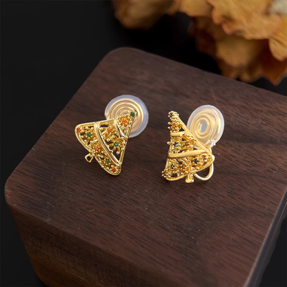 【新作｜12/14(日)〜】ゴールドクリスマスツリーイヤリング【ノンホール（フラットタイプ）】