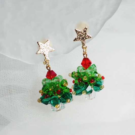 【新作｜12/14(日)〜】クリスマスツリービーズイヤリング【ノンホール（スプリングタイプ）】