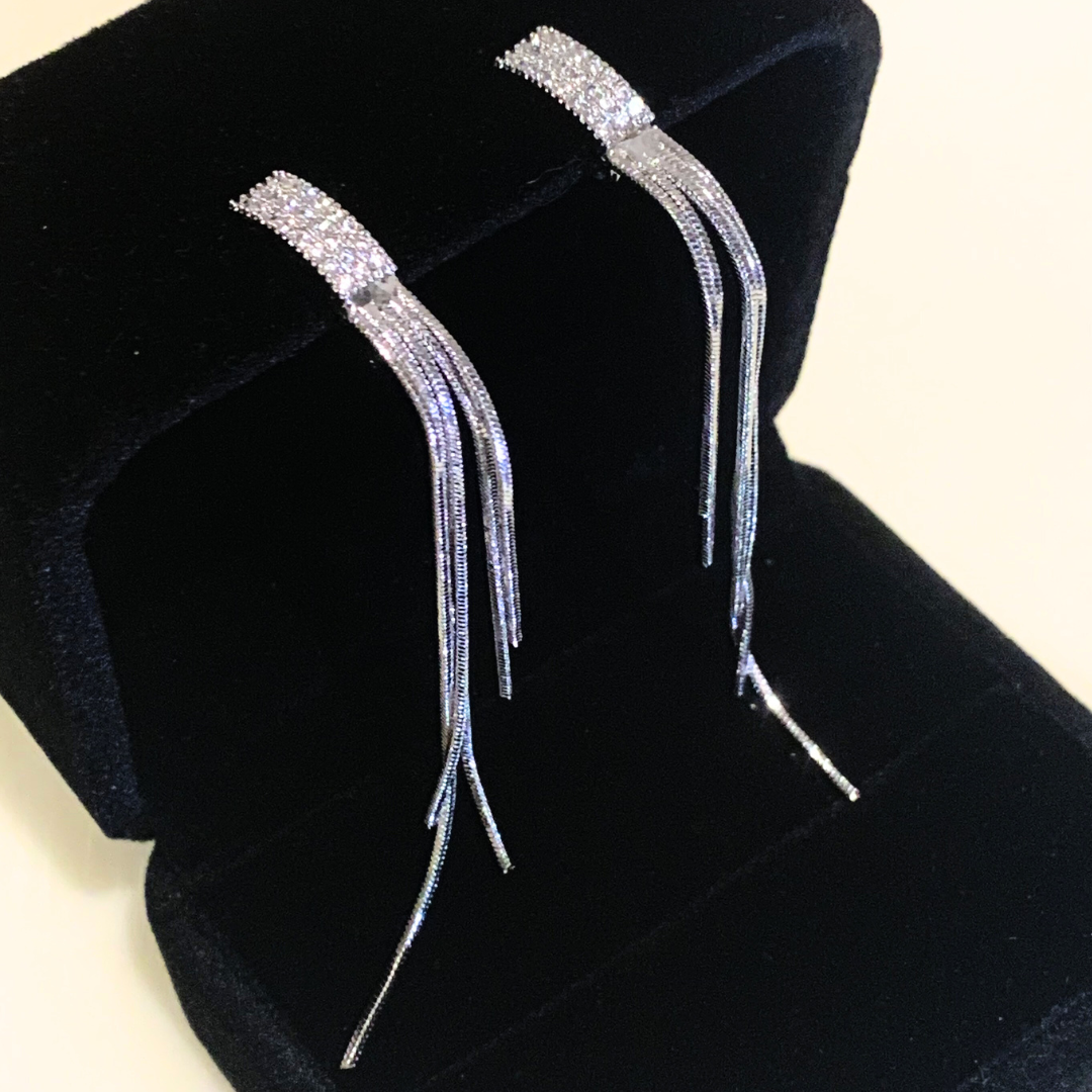 【新作｜3/25(水)〜】ロングタッセルイヤリング【ノンホール（フラットタイプ）】