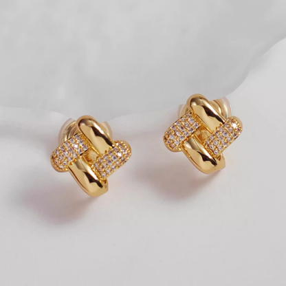 【新作｜12/3(月)〜】クロスチェーンイヤリング【ノンホール（フラットタイプ）】