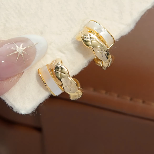 【新作｜3/25(水)〜】シェルダブルフープイヤリング【ノンホール（フラットタイプ）】