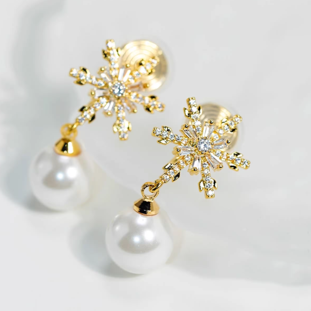 【新作｜12/14(日)〜】雪の結晶パールイヤリング【ノンホール（フラットタイプ）】