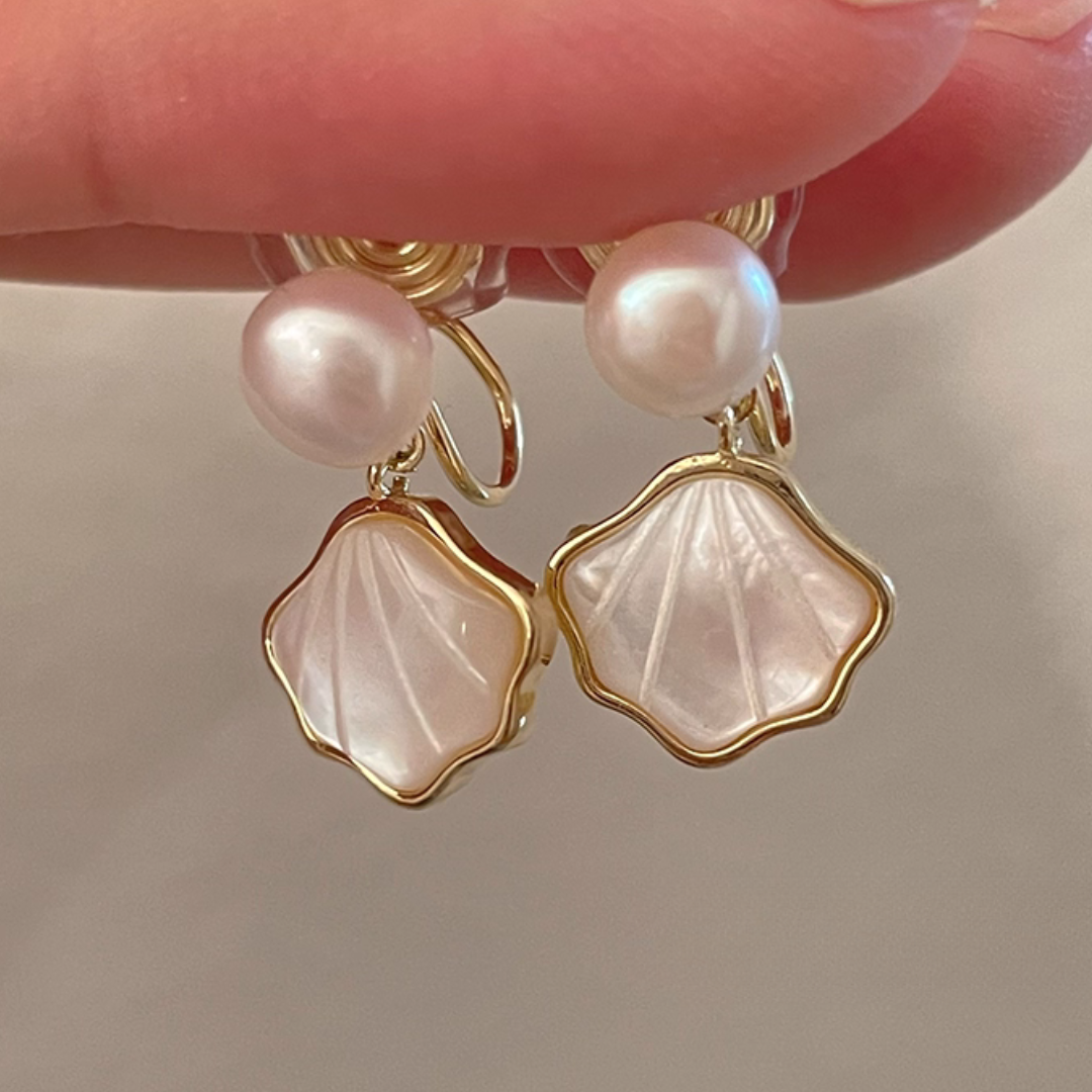 【新作｜12/3(月)〜】パール&シェルドロップイヤリング【ノンホール（フラットタイプ）】